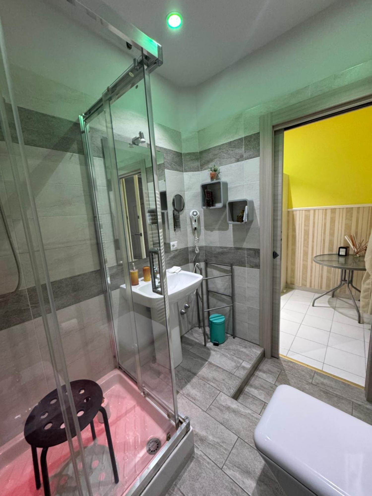 B&B La Ferrovia Беневенто Экстерьер фото